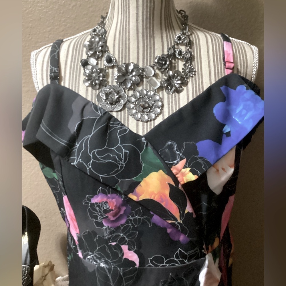City Chic Floral Off-Shoulder Dress - Picture 10 of 15